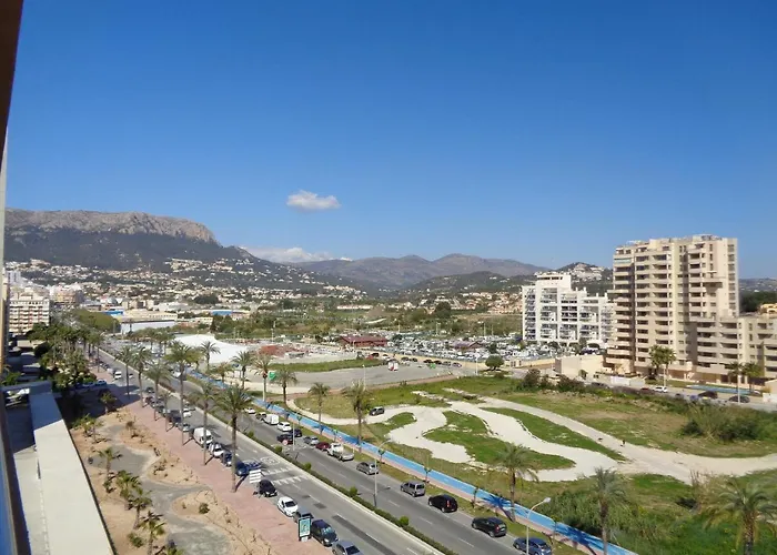 Edificio Oasis アパート *